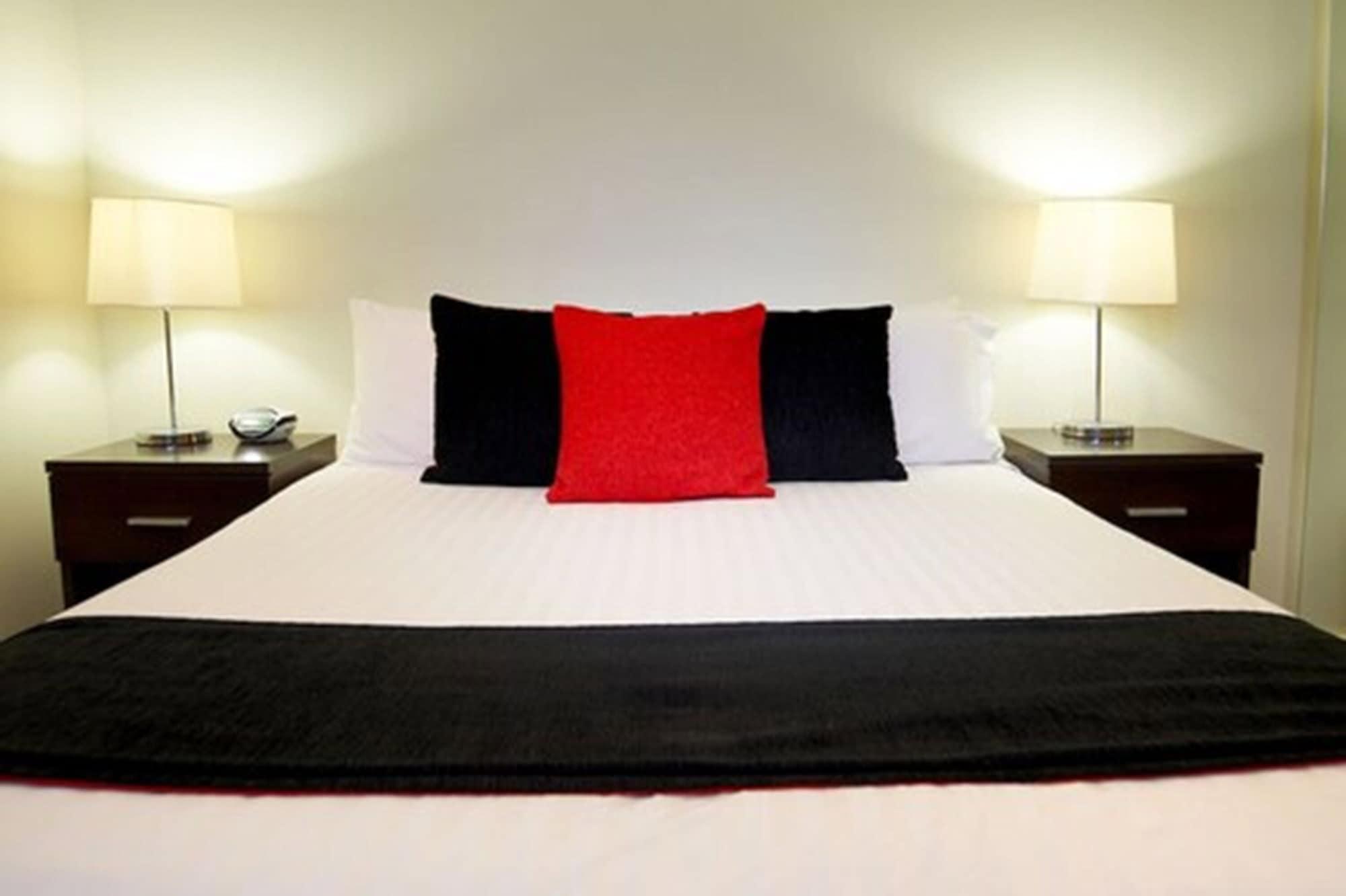 Comfort Apartments On Elizabeth Melbourne Bagian luar foto