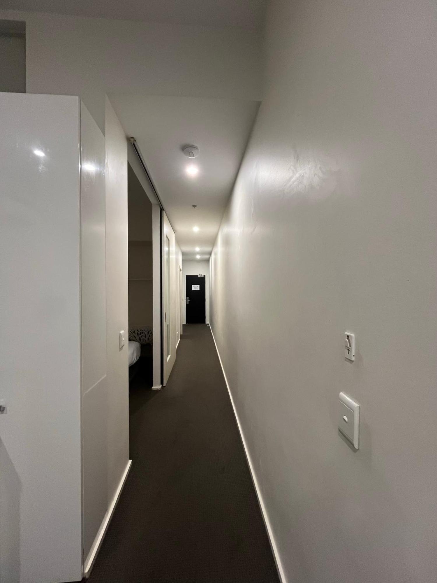 Comfort Apartments On Elizabeth Melbourne Bagian luar foto