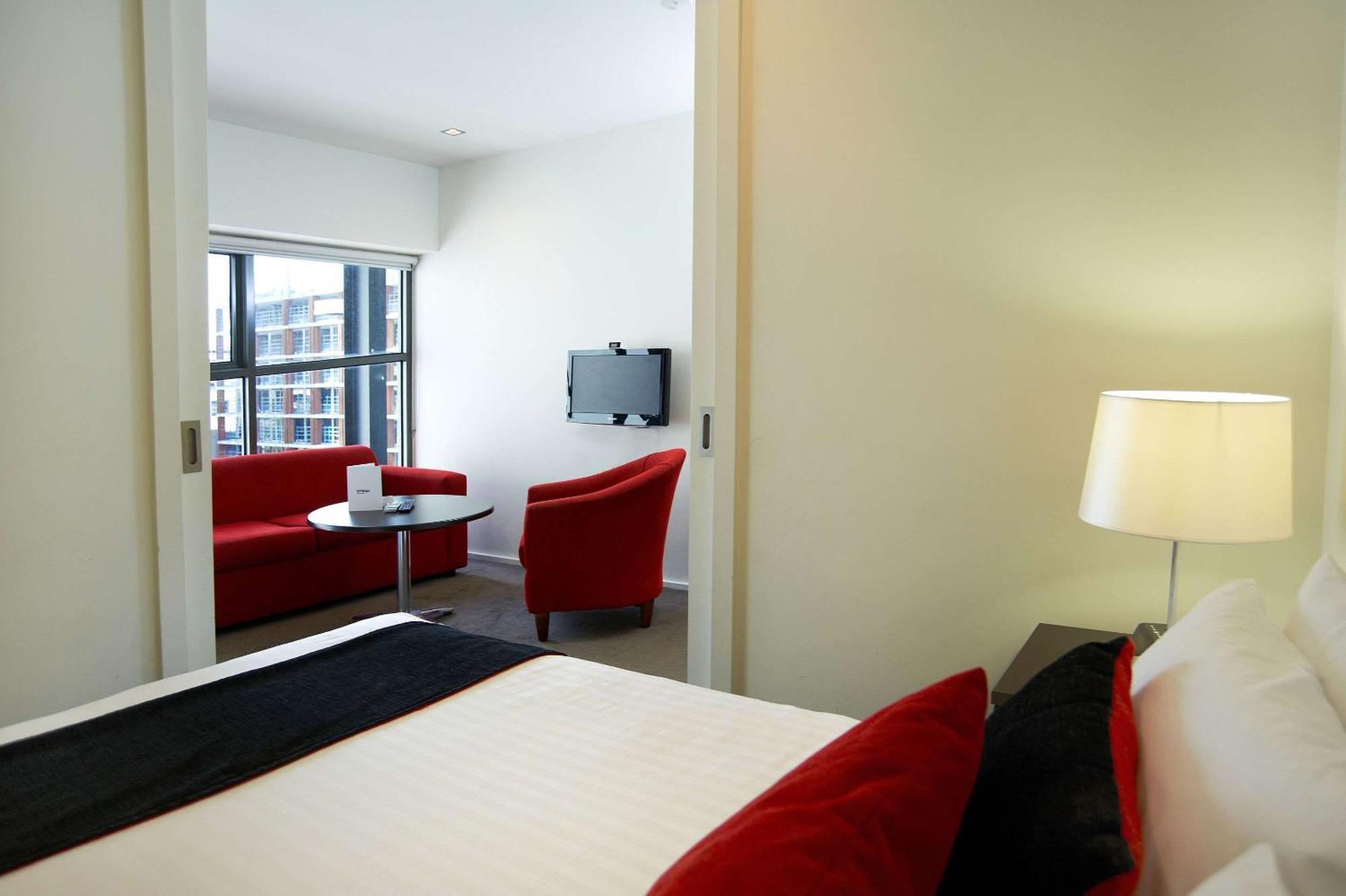 Comfort Apartments On Elizabeth Melbourne Bagian luar foto