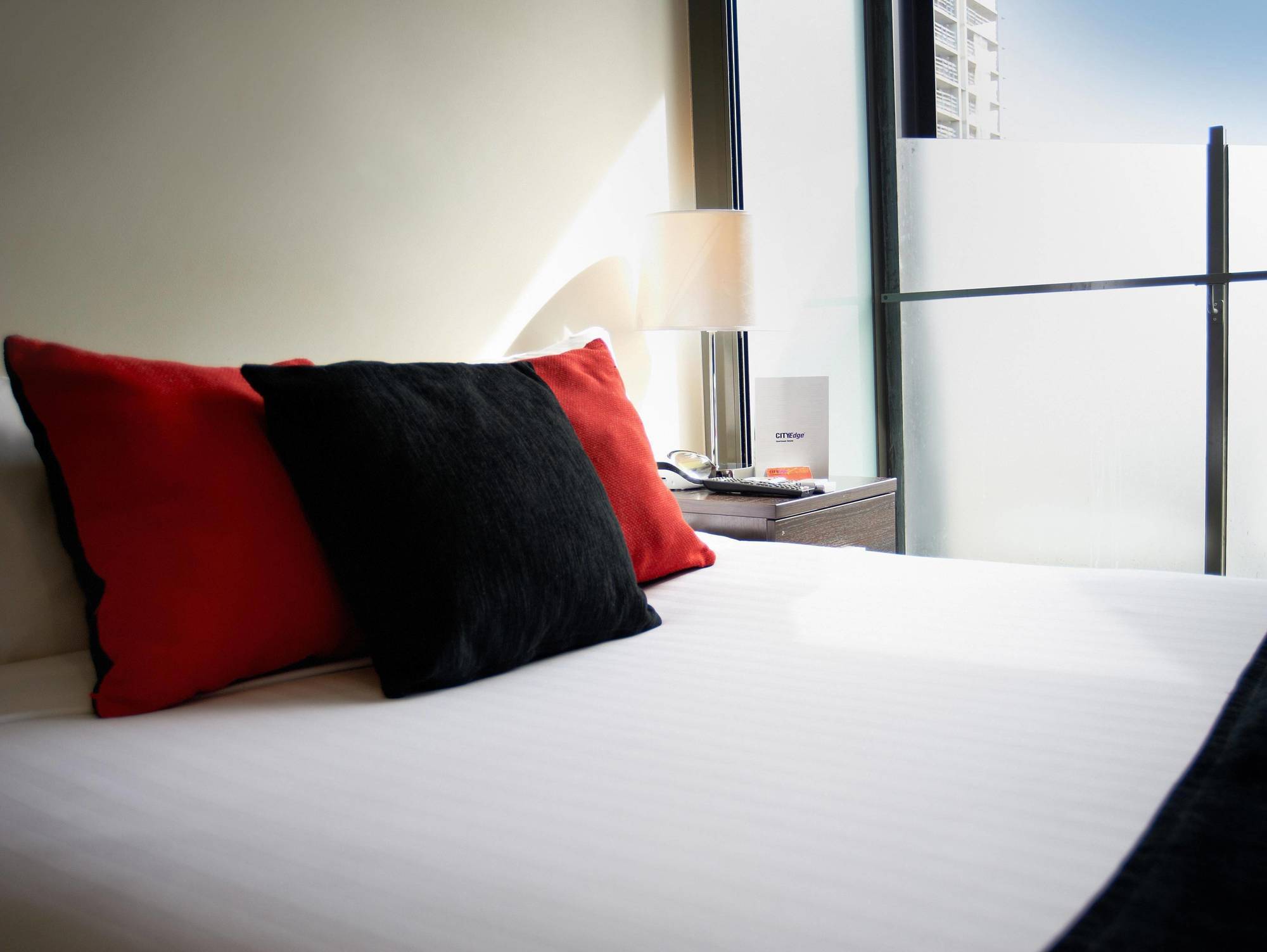 Comfort Apartments On Elizabeth Melbourne Bagian luar foto